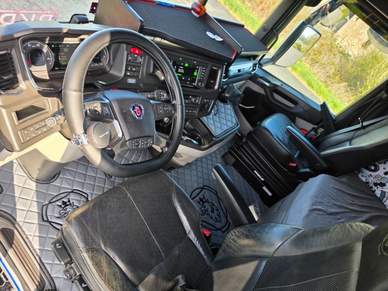 Tractor Scania S