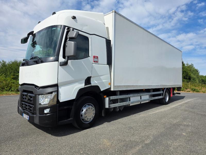 Renault T-Series 380