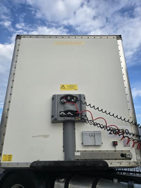 Sattelzug/Sattelauflieger Fruehauf