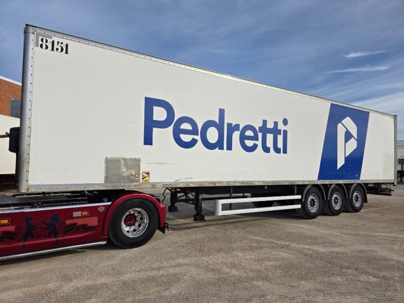 Semirimorchio Fruehauf