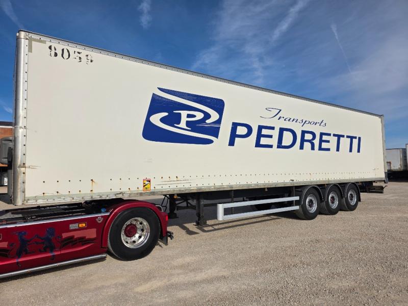 Semirimorchio Fruehauf