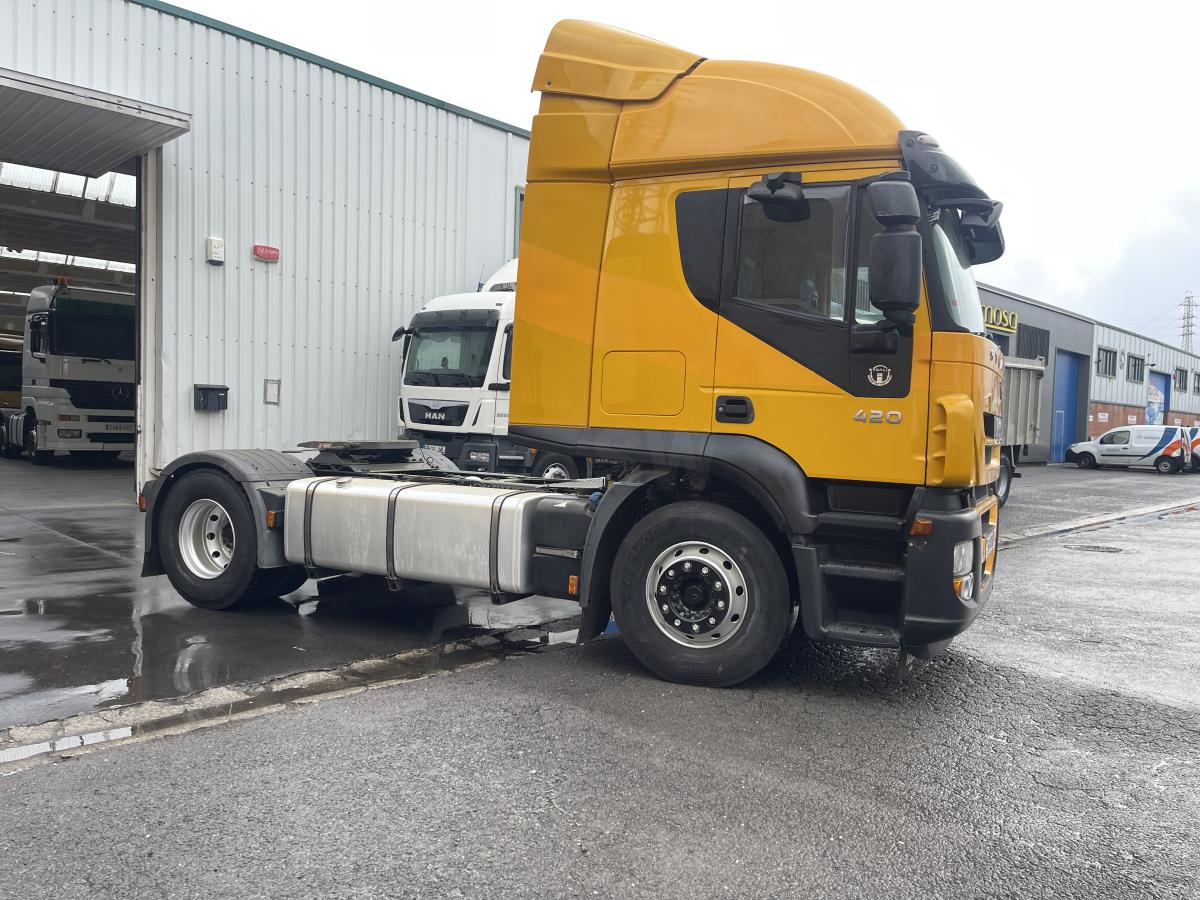 Tracteur Iveco Stralis AT 440 S 42