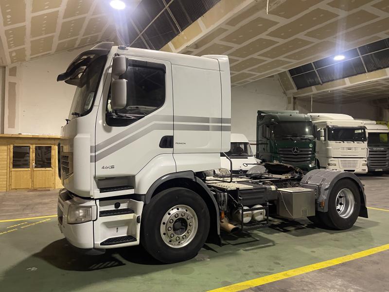 Trekker Renault Premium 460.18