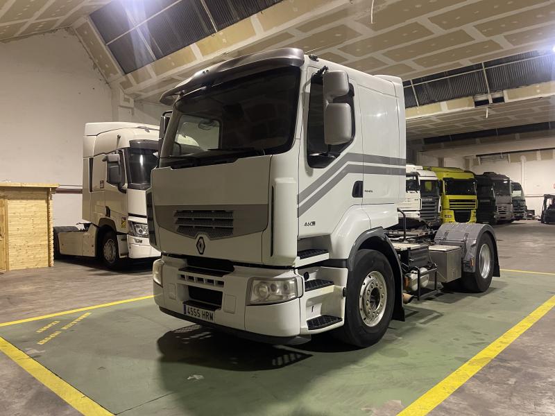 Trekker Renault Premium 460.18