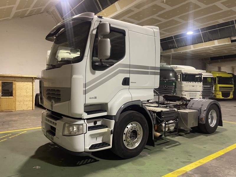 Trekker Renault Premium 460.18