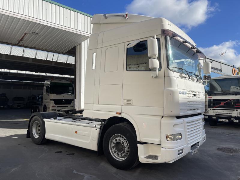 Trekker DAF XF95 480