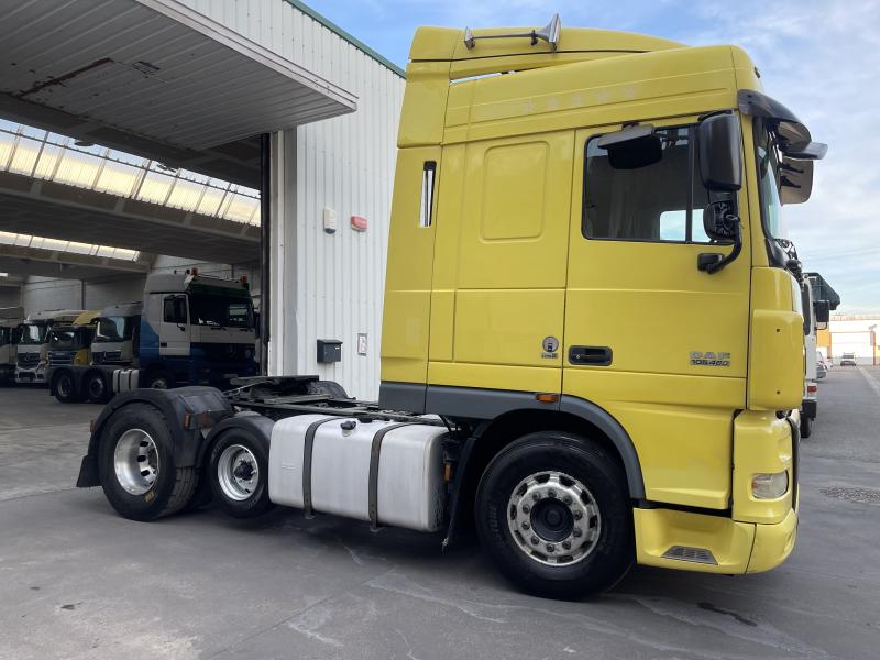 Trekker DAF XF105 460