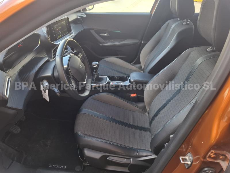 Coche Peugeot 2008 1.5 BlueHDi 110 S&S Allure Urbano