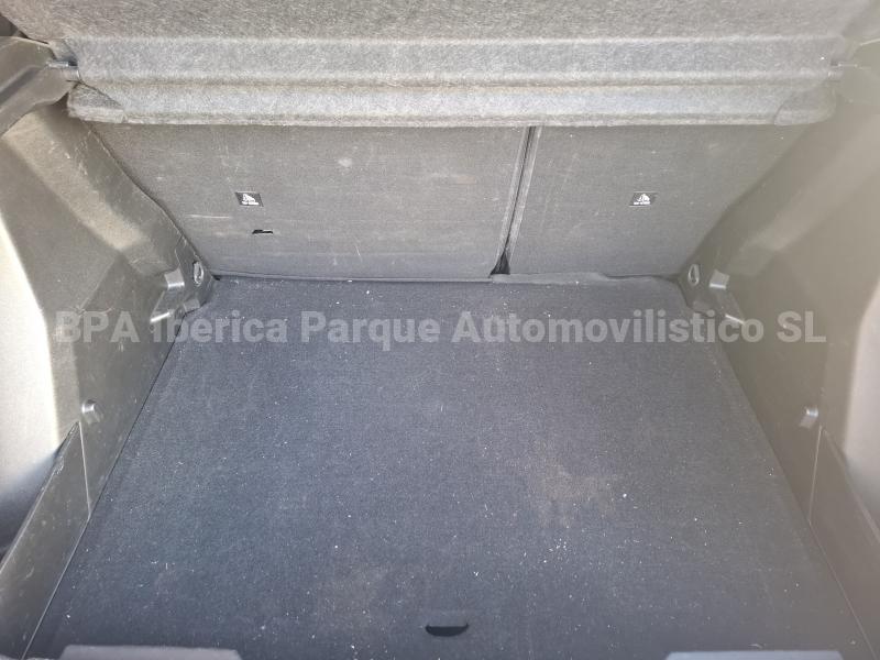 Coche Peugeot 2008 1.5 BlueHDi 110 S&S Allure Urbano