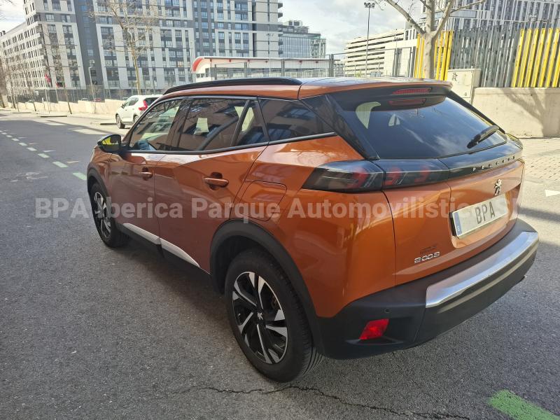 Coche Peugeot 2008 1.5 BlueHDi 110 S&S Allure Urbano