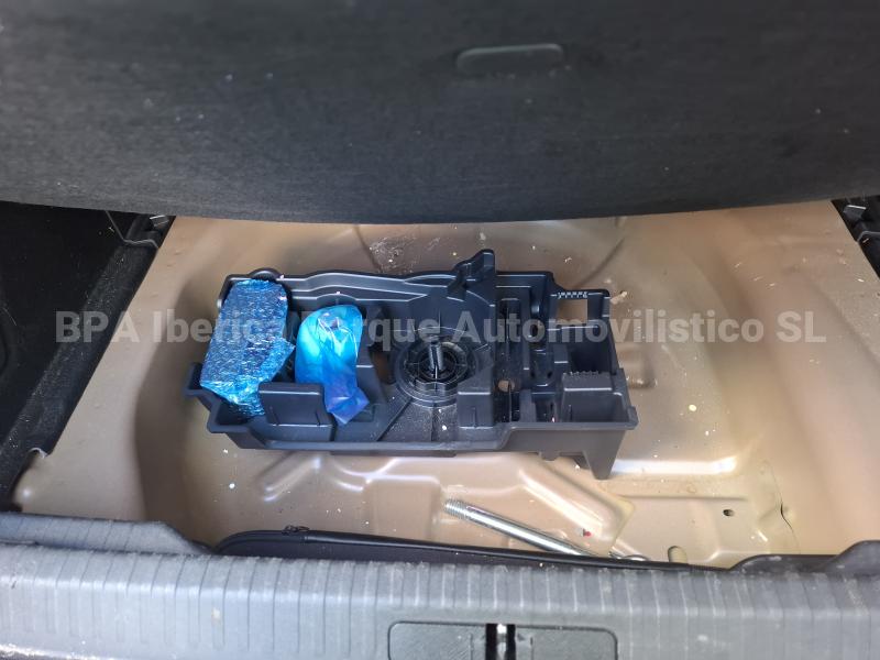 Car Citroën NUEVO C4 1.5 BlueHDi 110 S&S 6v Feel Pack Sedan
