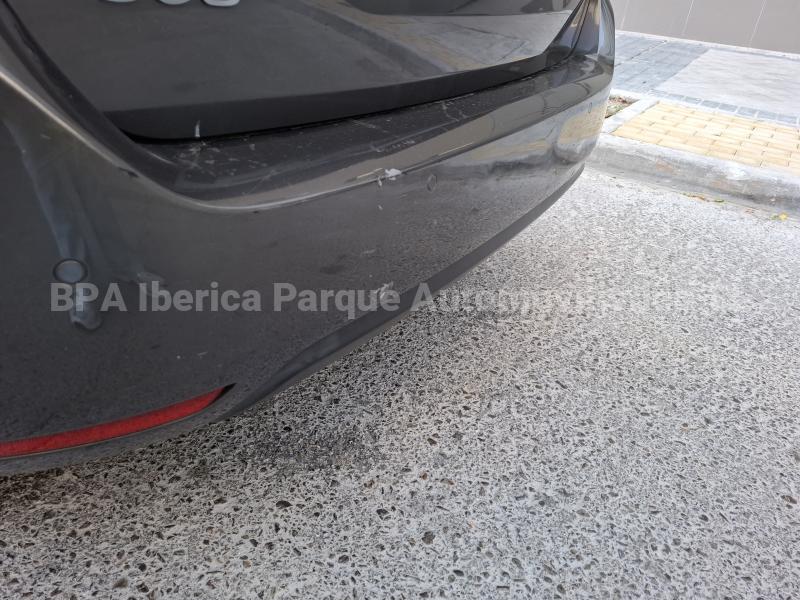 Car Peugeot 308 SW 1.5 BlueHDi 100 CV Navegador Estate