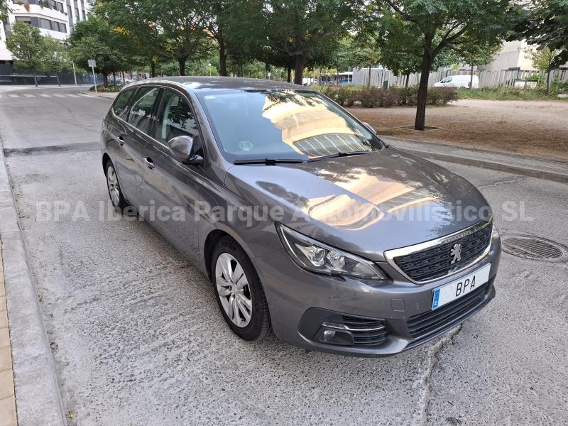 Car Peugeot 308 SW 1.5 BlueHDi 100 CV Navegador Estate