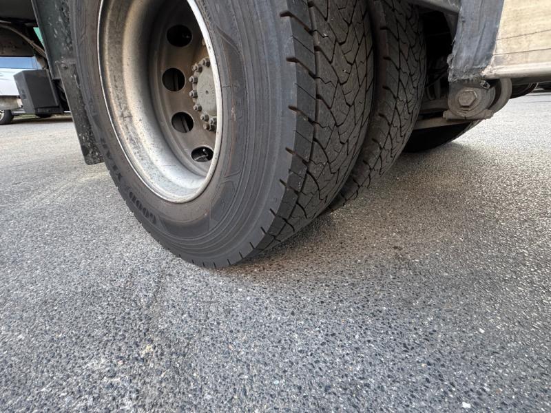 LKW Renault Gamme D WIDE