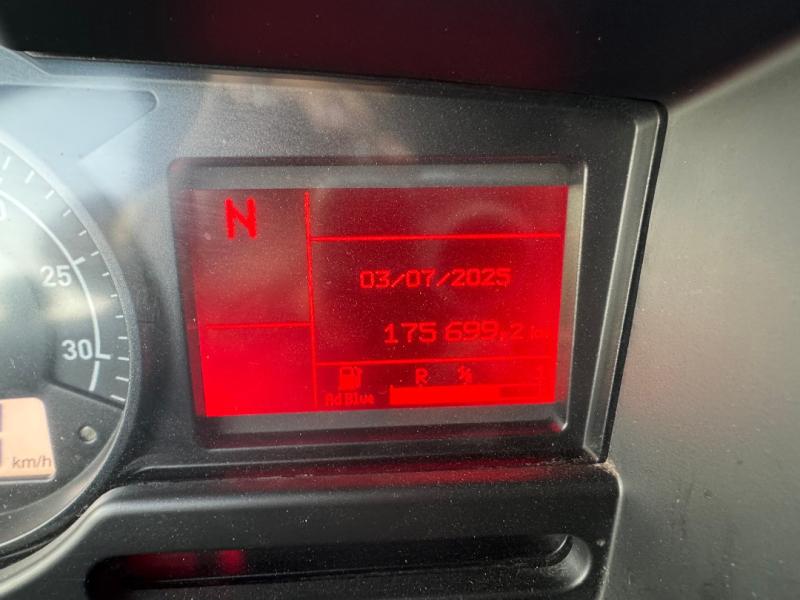 vrachtwagen Renault Gamme D WIDE