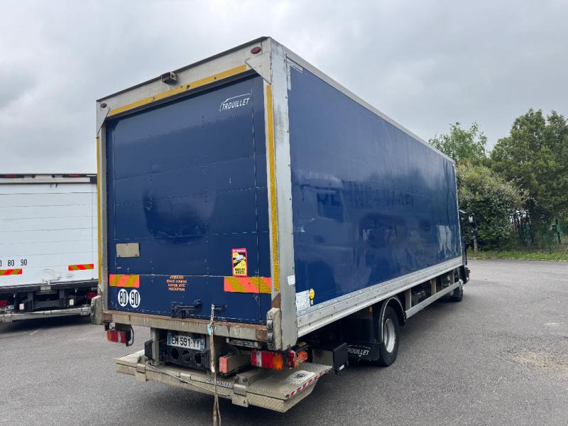 vrachtwagen MAN TGL 12.220