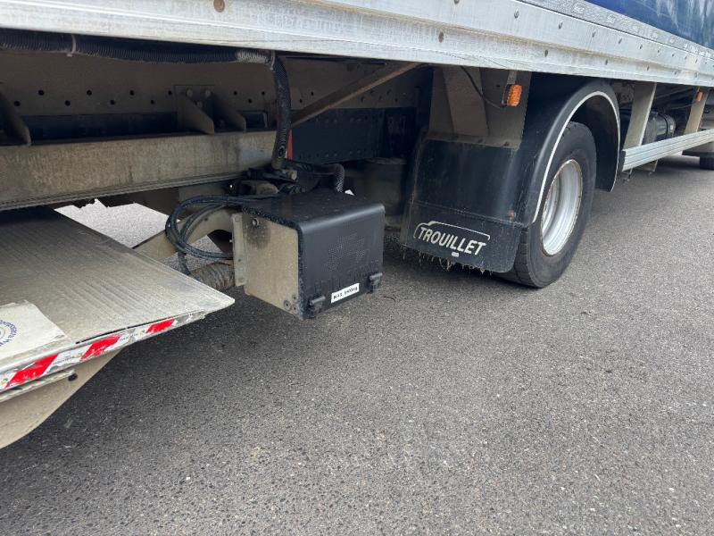 vrachtwagen MAN TGL 12.220