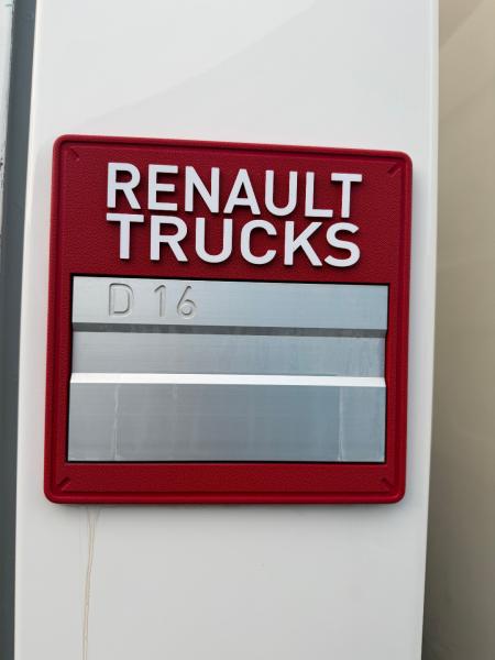 Camion Renault Gamme D