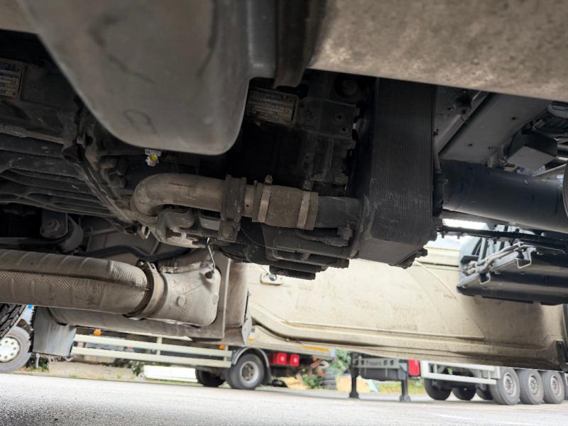 Cabeza tractora DAF XF 106