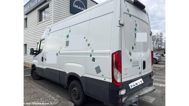 Photo Iveco Daily 35.140 image 4/9