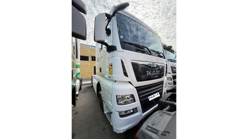 Photo MAN TGX 18.500 image 2/17