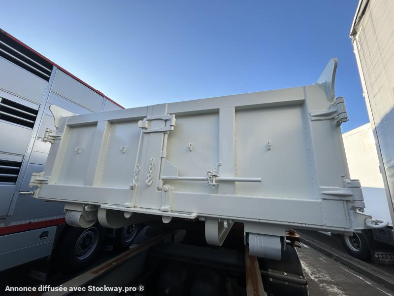Photo Caisson 10M3 TP Benne Ampliroll  image 3/8