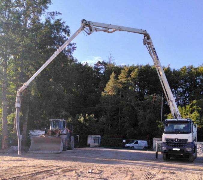 Truck Mercedes Arocs