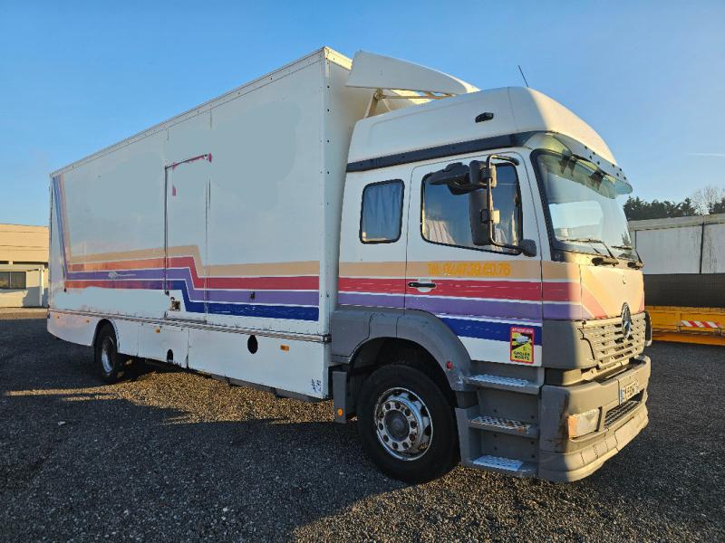 Camion Mercedes Atego 1828