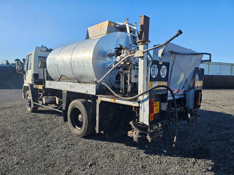 Straßenbau Acmar 4000 litres