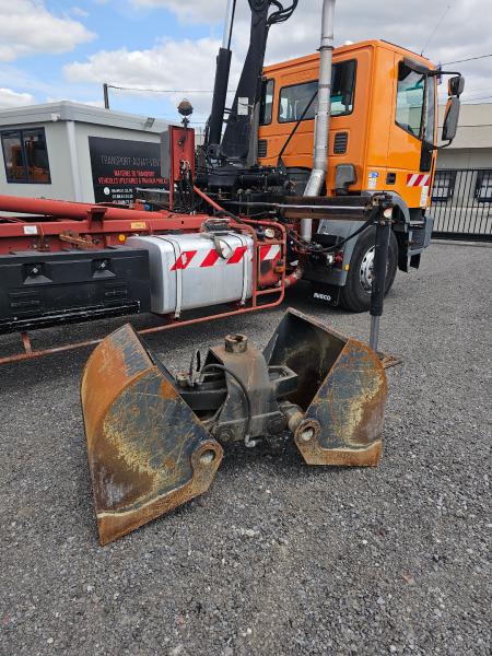 LKW Iveco Eurotech 190E24