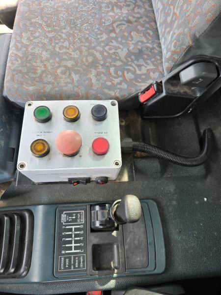 Engin de voirie Renault Premium 260.19