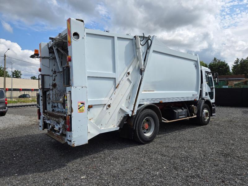 Engin de voirie Renault Premium 260.19