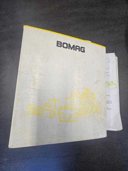 Niveleuse Bomag HBM BG110 TA-2