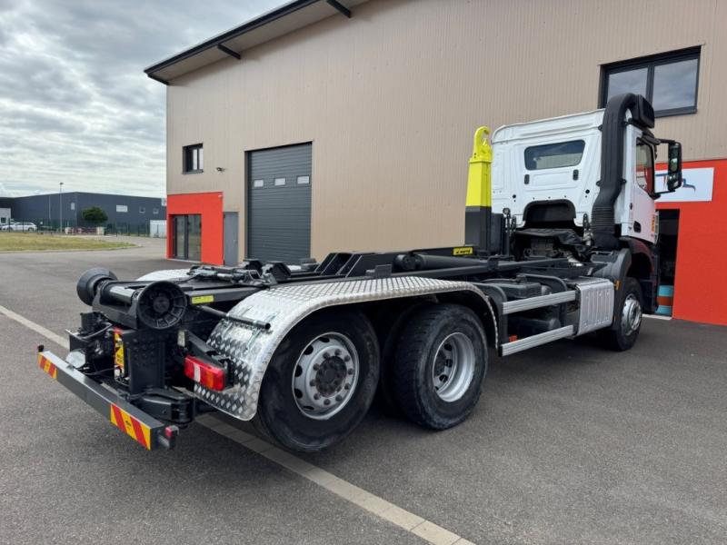 Camion Mercedes Arocs