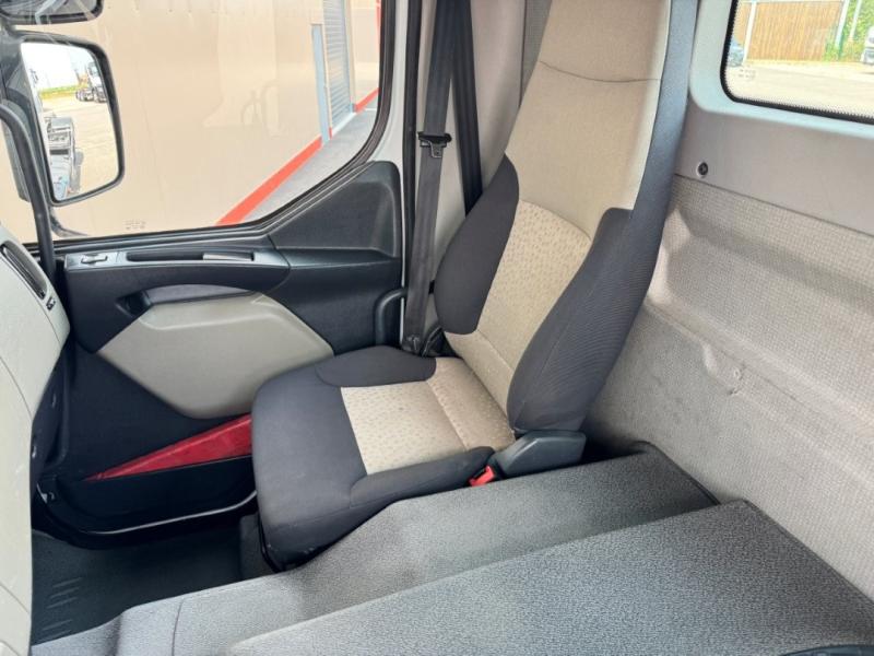 Camion Renault Premium Lander 370