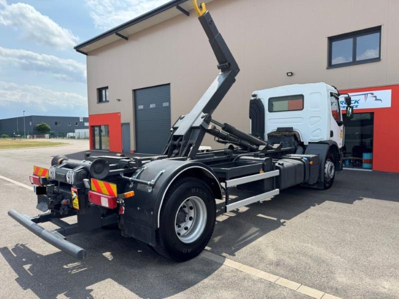 Camion Renault Premium Lander 370