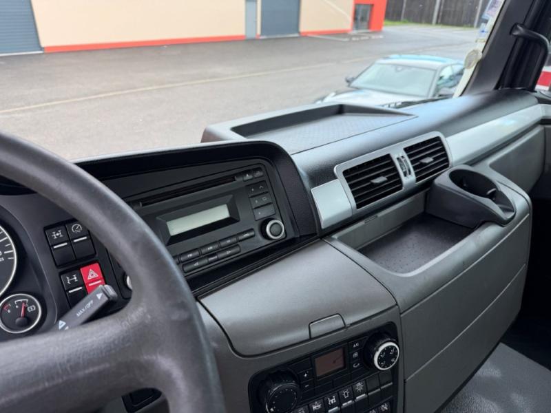 Camion MAN TGS 26.400