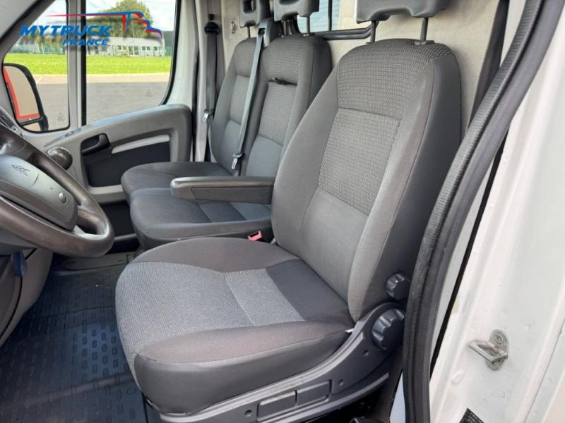 samochód dostawczy Citroën Jumper 2.2 L HDi 100 CV