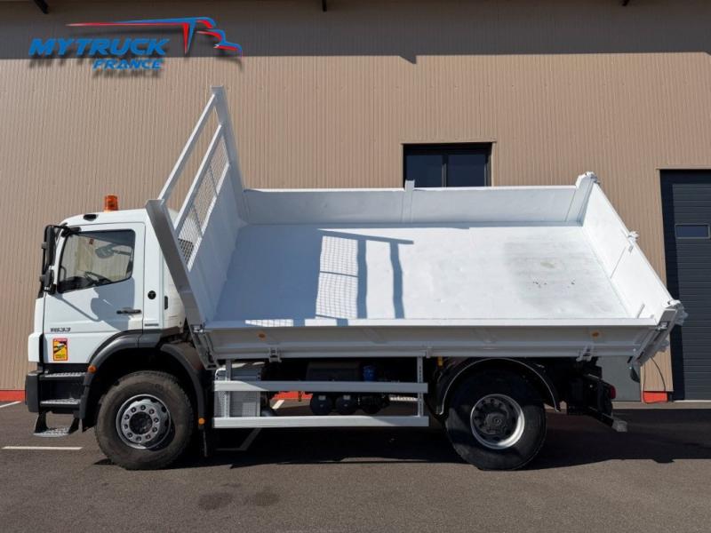 Ciężarówka Mercedes Axor 1833 KN