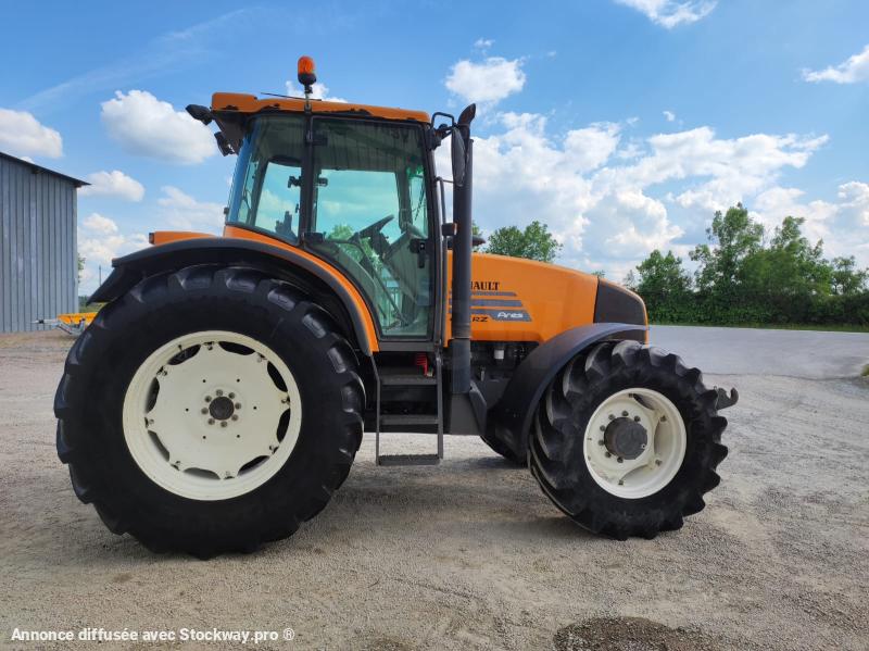 Photo Renault Ares 640RZ  image 11/14