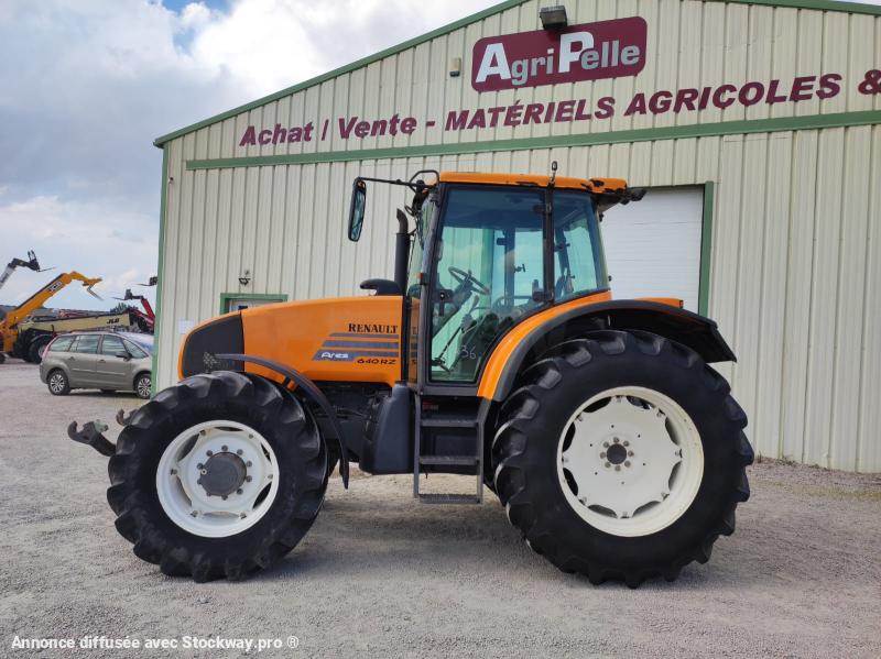 Photo Renault Ares 640RZ  image 14/14