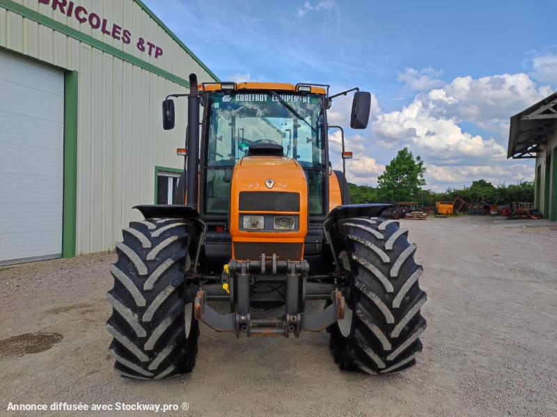 Photo Renault Ares 640RZ  image 5/14
