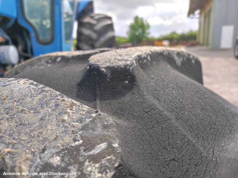 Photo Ford TW20  image 10/14