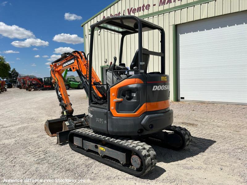 Photo Doosan DX27Z  image 3/15