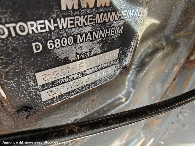 Photo Renault 113-14TX  image 24/25