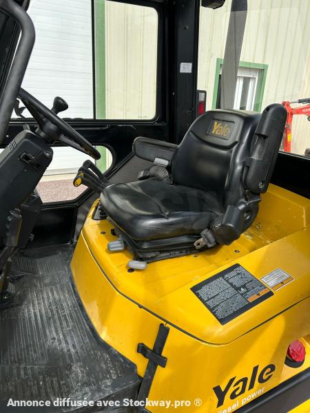 Photo Yale GDP 40  image 10/13