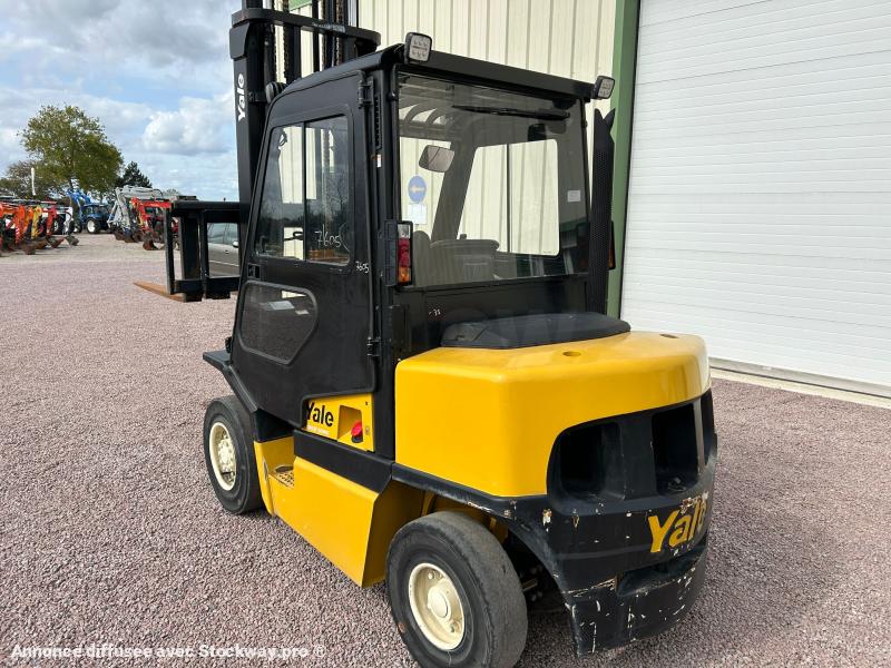 Photo Yale GDP 40  image 6/13