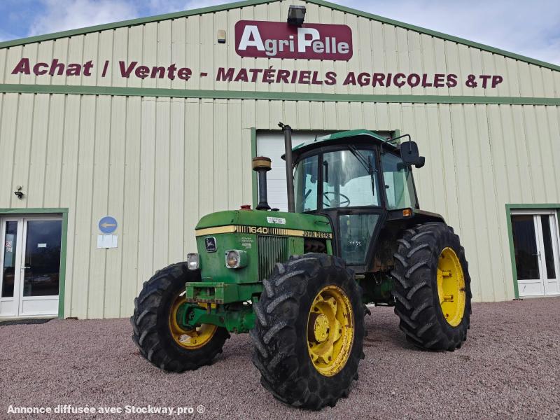 John Deere 1640 
