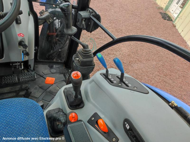 Photo New Holland T4-75  image 18/21