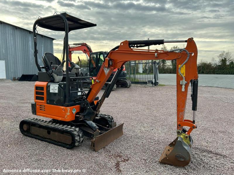 Photo Hitachi ZX19  image 4/13